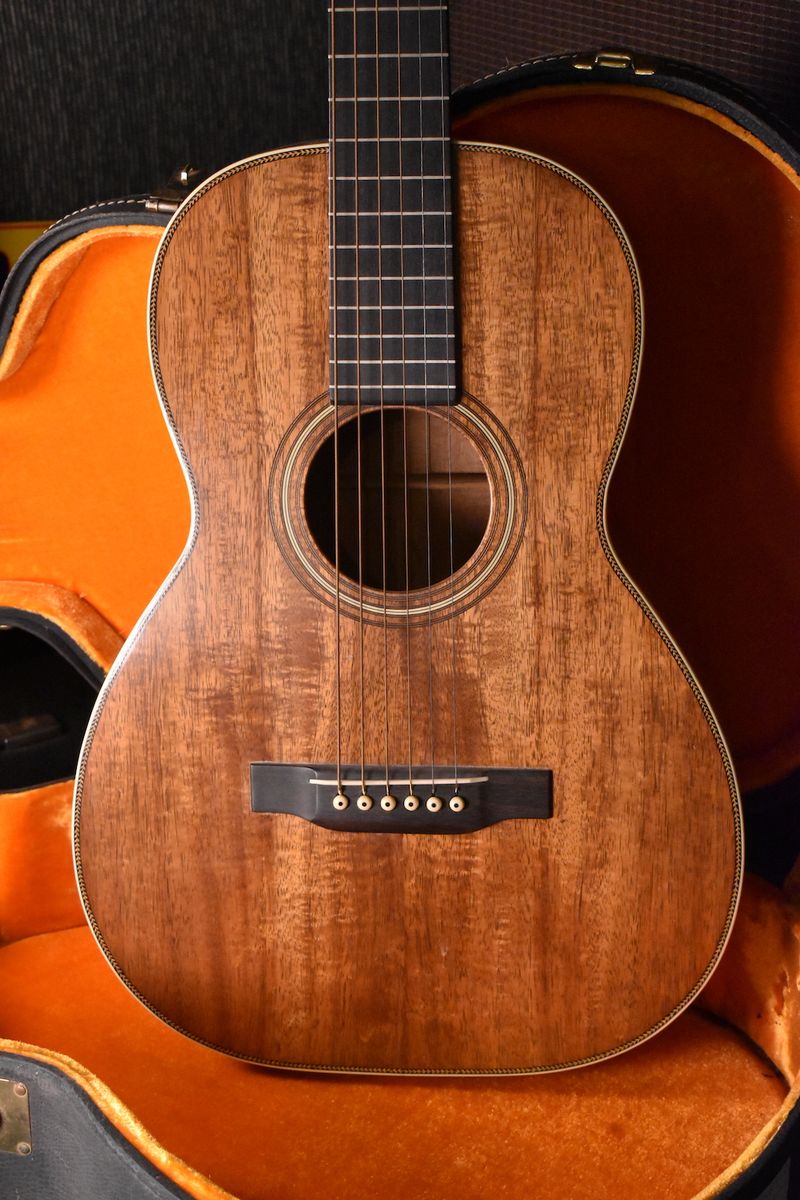 Cesco's Corner Guitars