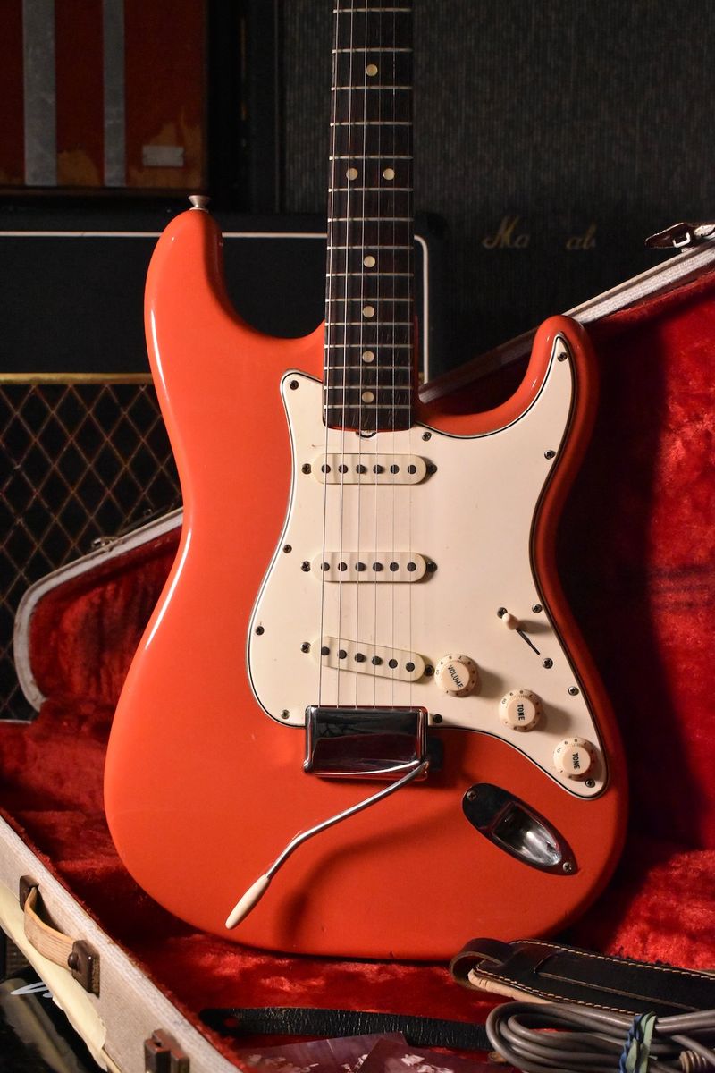 Cesco's Corner Guitars