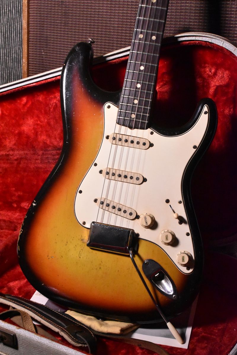 Cesco's Corner Guitars